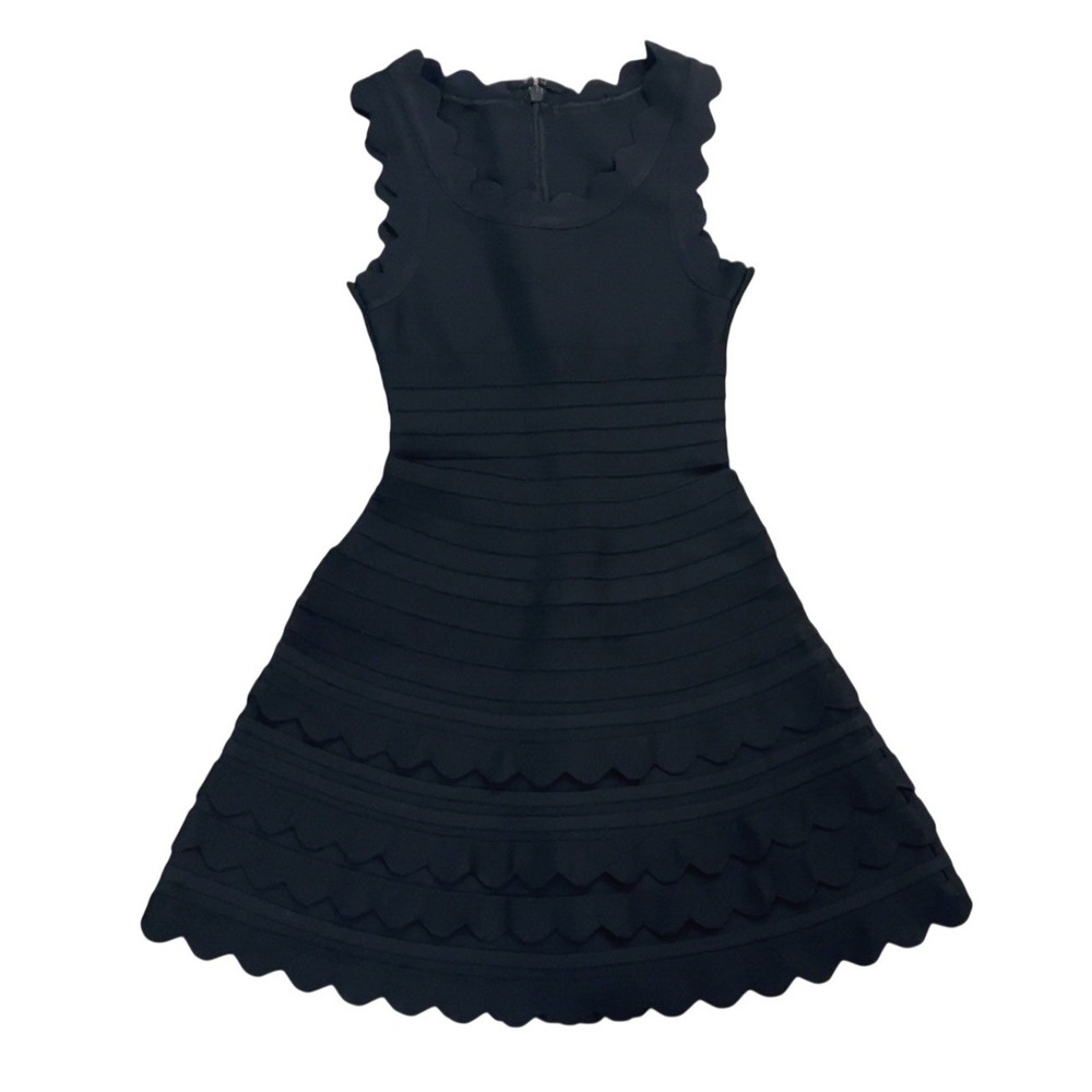 BCBG MaxAzria bandage mini dress little black dress scalloped edges SZ: S